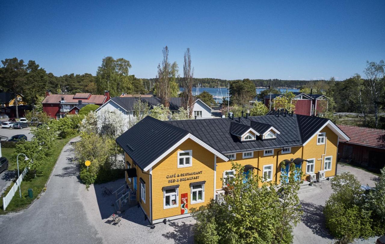 Kopmans Bed and Breakfast Nagu Exterior foto